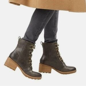 Sorel Cate Women's Dark Brown Lace-Up Boots